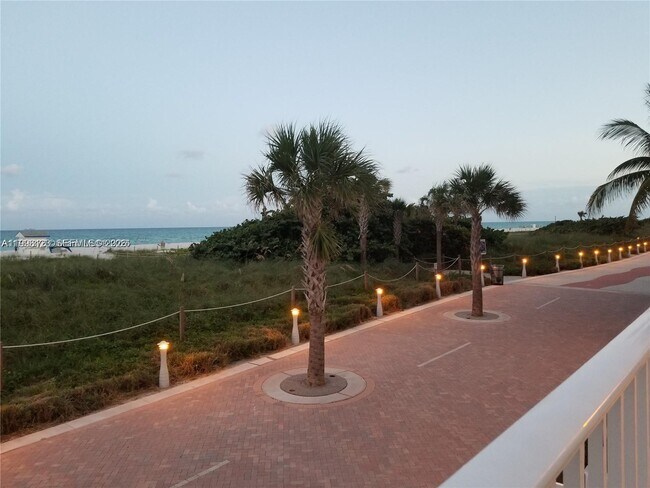 Building Photo - 5825 Collins Ave