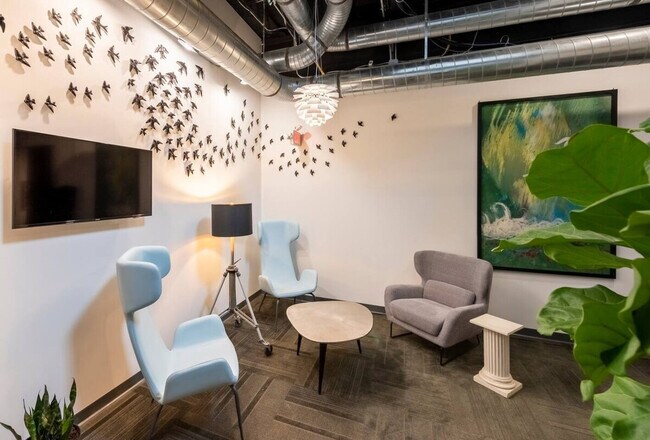 Building Photo - 350 East Ave