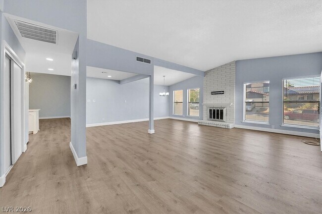 Building Photo - 3864 Alice Ln