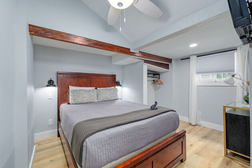 Building Photo - 59 Cuna St