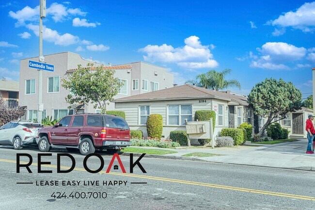 Building Photo - 1094 Cherry Ave