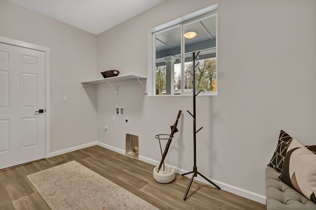 Building Photo - Award winning school district! 4 bedroom with RV and boat parking!