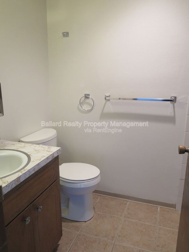 Building Photo - 3018 NW 85th St