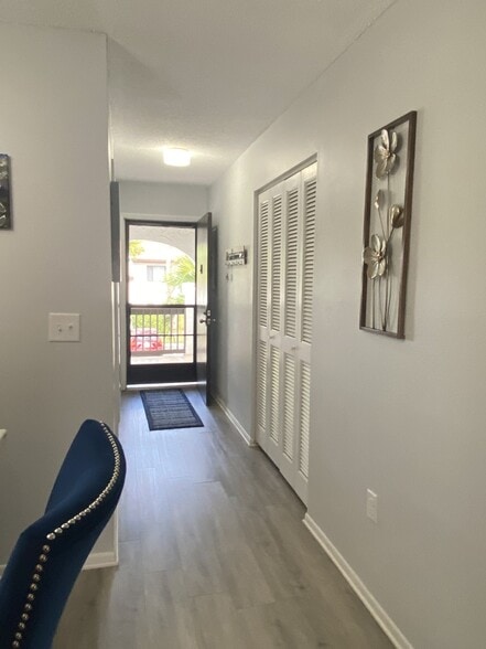 Building Photo - 1634 Stickney Point Rd