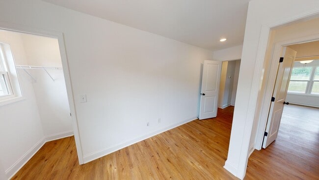 Building Photo - Comfort & Style – Beautiful 2-Bedroom Town...