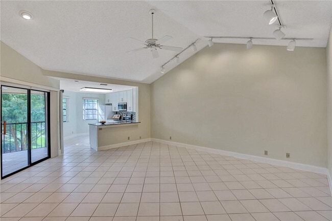 Building Photo - 6698 Montego Bay Blvd