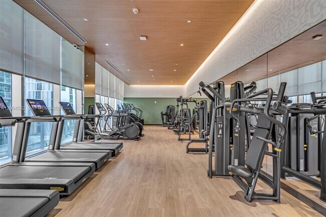 Building Photo - 77 SE 5th St