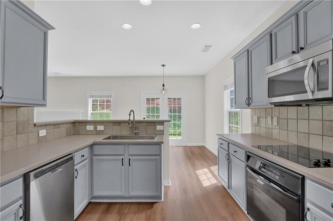 Building Photo - 5891 Buckner Creek Dr SE