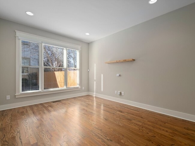 Building Photo - **UPSCALE BUENA VISTA HOME MINUTES FROM GERMANTOWN AND DOWNTOWN NASHVILLE**