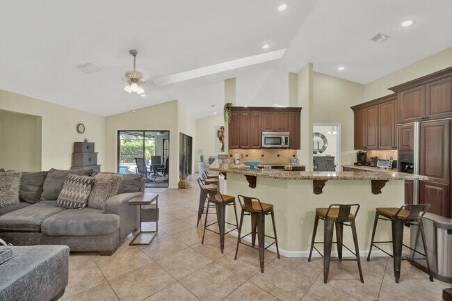 Building Photo - 1835 Staimford Cir