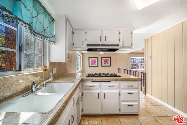 Building Photo - 28665 Zion Dr