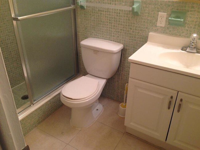 Building Photo - 5901 NW 15th St