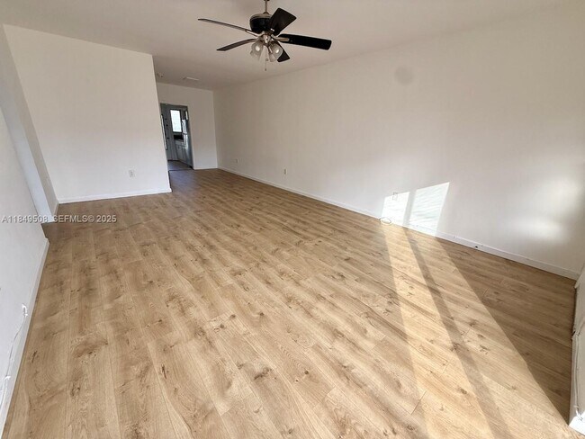 Building Photo - 7921 East Dr