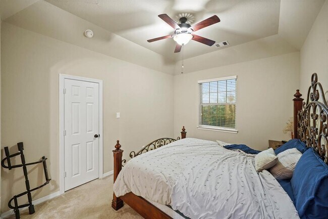 Building Photo - 5527 Mangrove Creek Ln