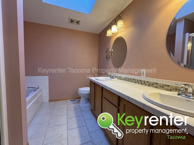 Building Photo - 19303 110th Ave Ct E