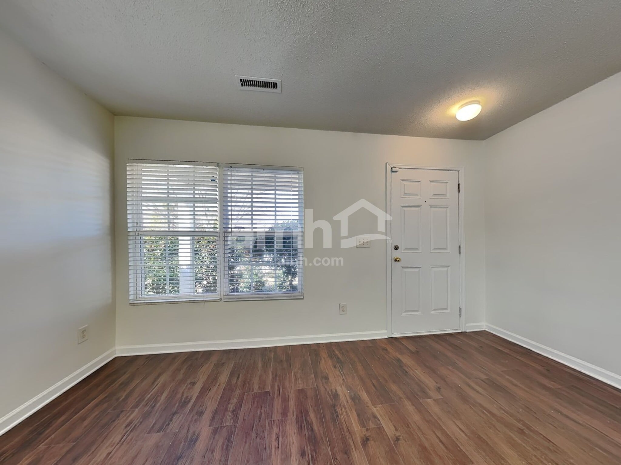 Building Photo - 137 Bellfare Dr