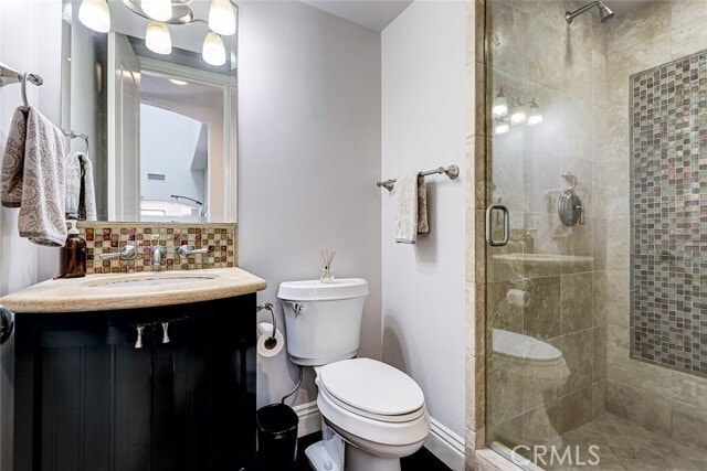 Building Photo - 3404 N Poinsettia Ave