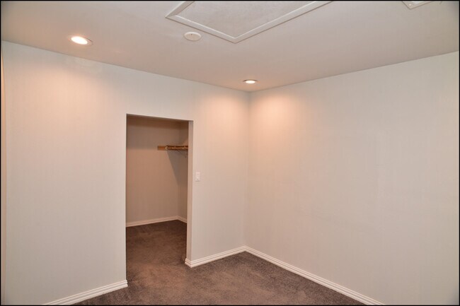 Building Photo - 3600 Volcanic Ave