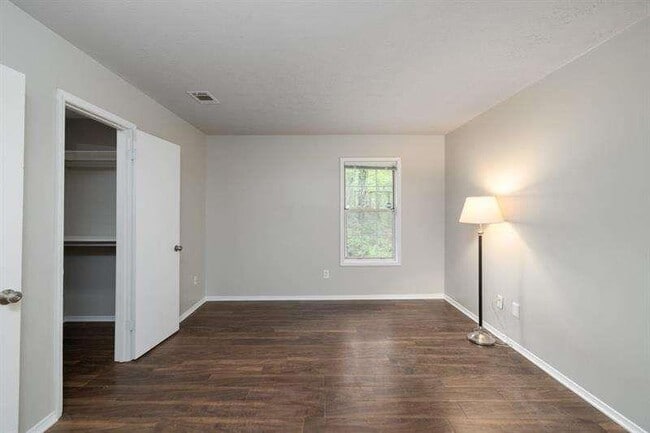 Building Photo - 306 Augusta Dr