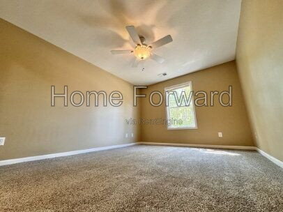 Building Photo - 216 Bass Pond Glen Dr