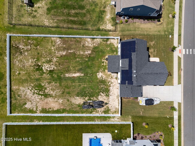 Building Photo - 105 Farmridge Wy