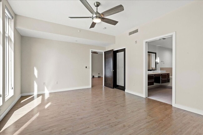 Building Photo - 8925 W Flamingo Rd