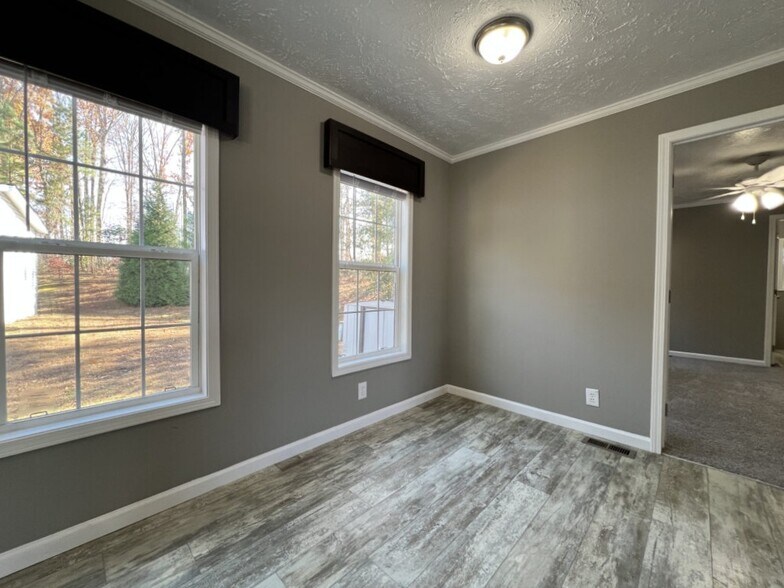 Building Photo - 300 Caseybrook Ct