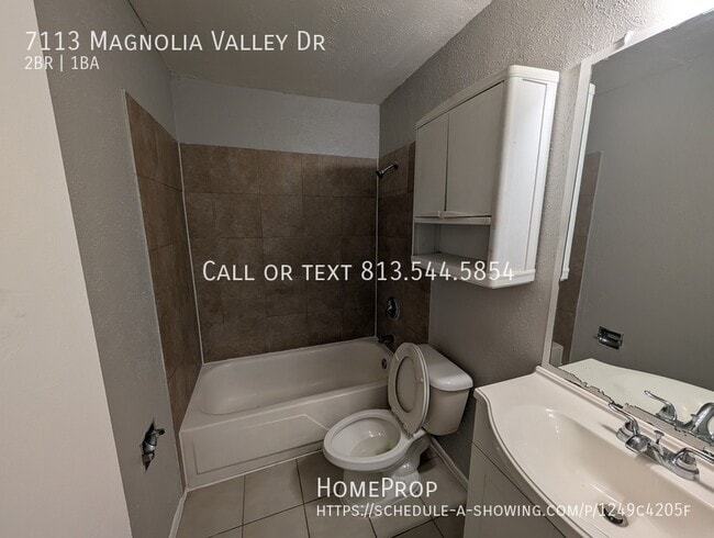 Building Photo - 7113 Magnolia Valley Dr