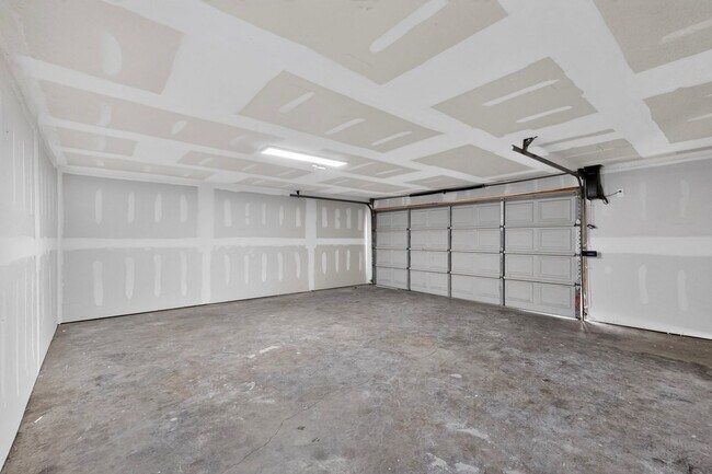 Building Photo - Plano Gem Ready To Be Your Home
