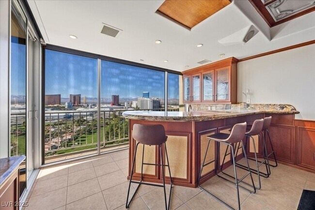 Building Photo - 3111 Bel Air Dr