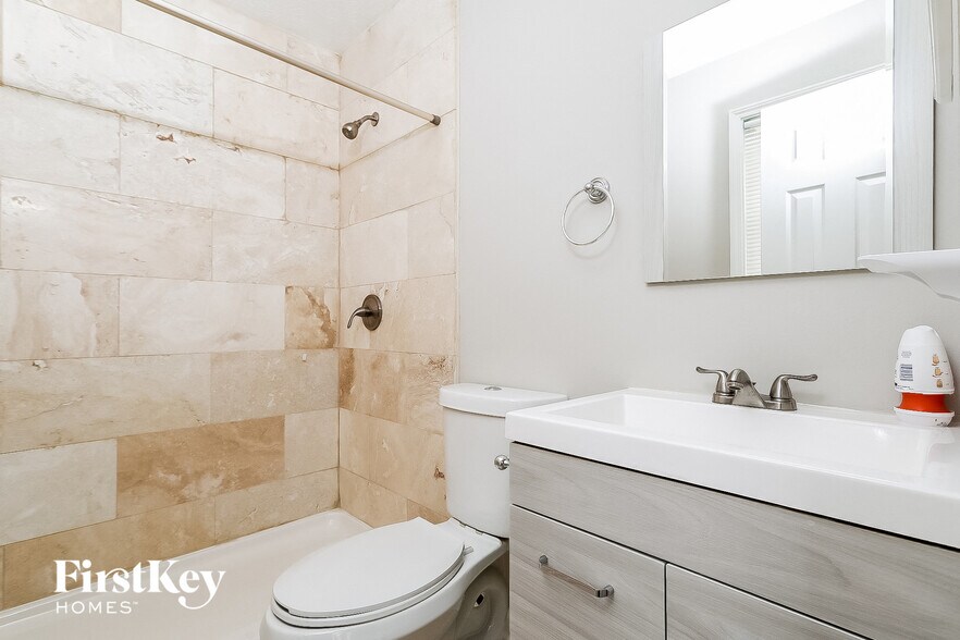 Building Photo - 2592 Chippewa Ct NW