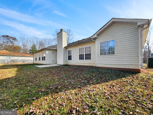 Building Photo - 25 Haywood Ct