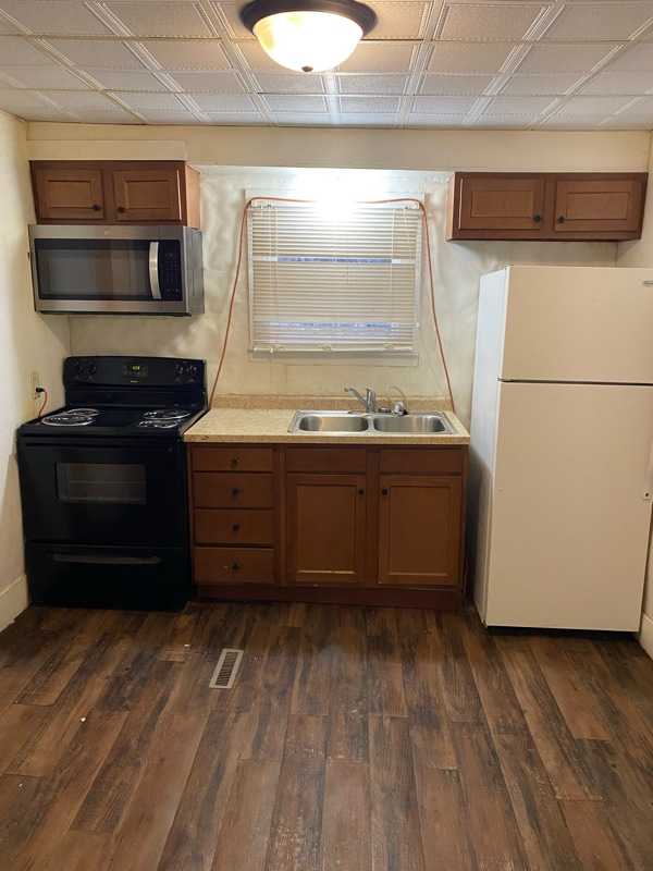 Building Photo - 1005 N 9th St