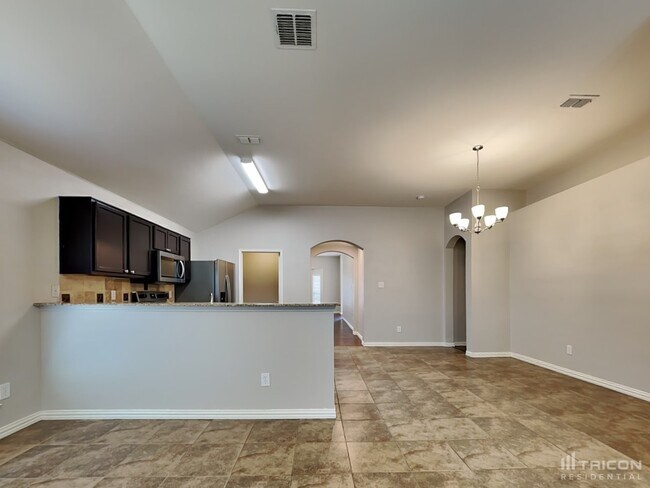 Building Photo - 1704 Bob Dr