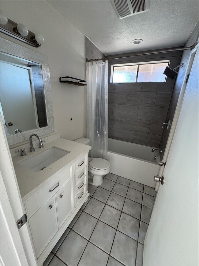 Building Photo - 23303 Stirrup Dr
