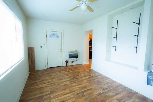 Building Photo - 7250 S King Dr