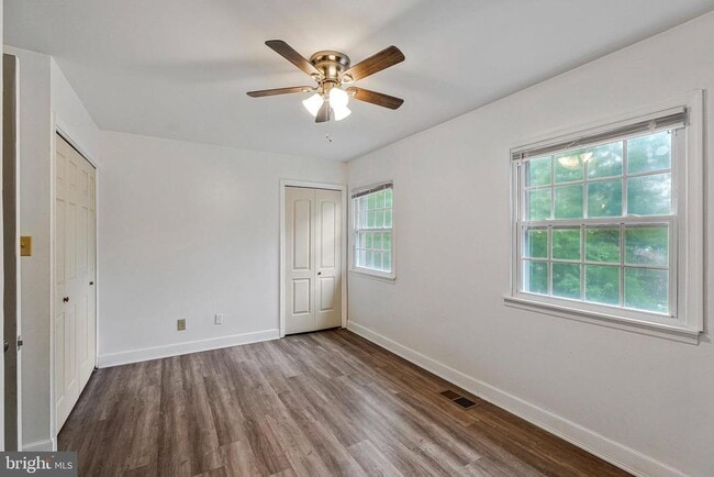 Building Photo - 14707 Bentley Square