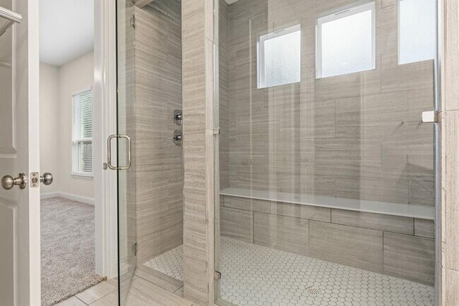 Building Photo - 5209 Mandevilla Dr