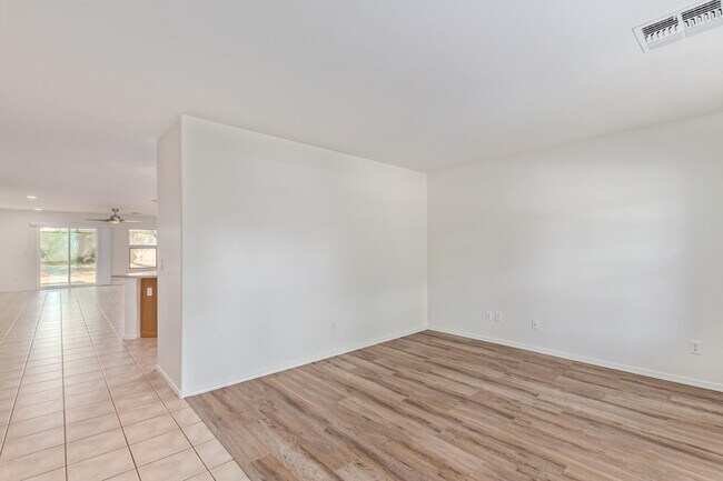 Building Photo - 22617 N 19th Way
