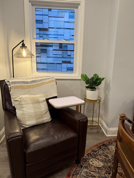 Leather recliners - 671 Fulton St
