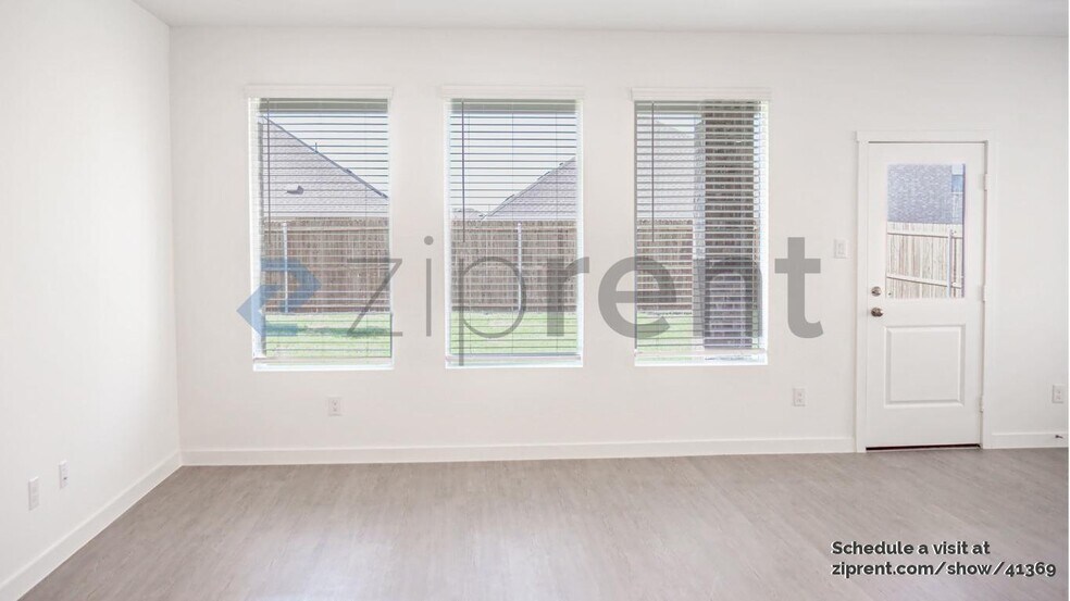 Building Photo - 1333 Rockwell Dr