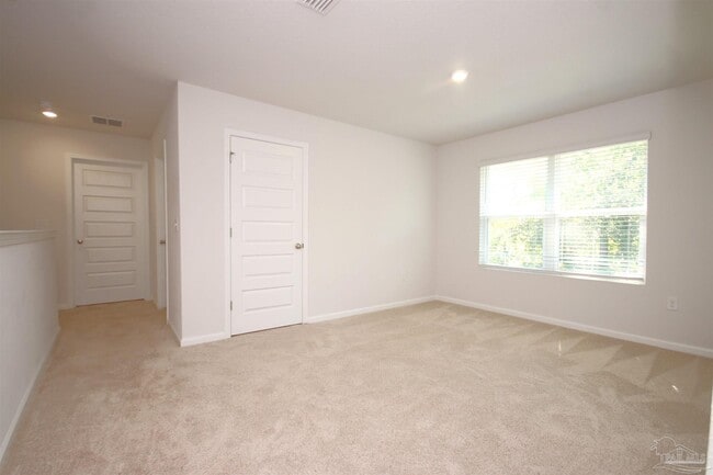 Building Photo - 10589 Queens Gate Cir