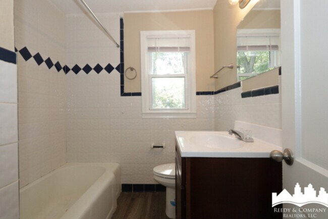 Building Photo - 2968 Tudor St