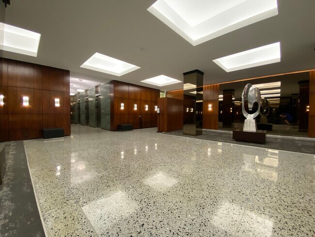 Building Photo - 535 N Michigan Ave