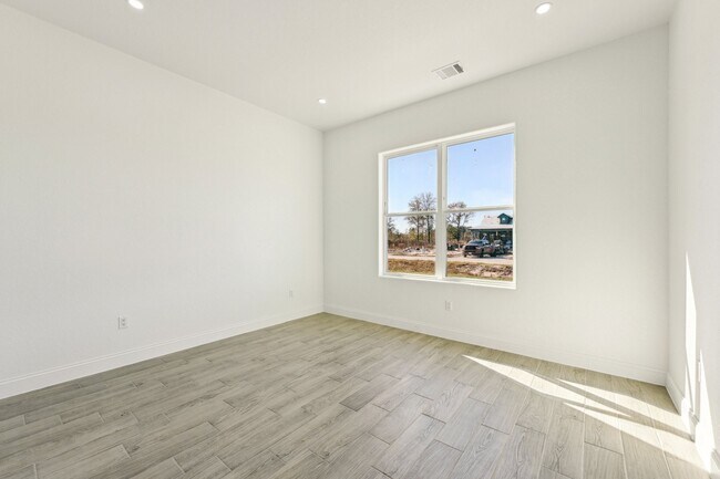 Building Photo - 219 Rd 5714