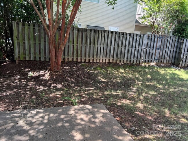 Building Photo - 15022 Northsprings Dr
