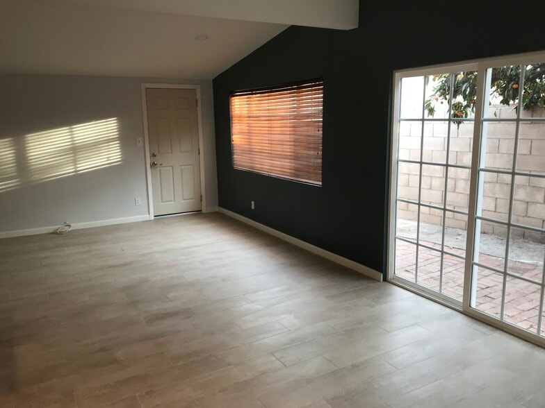 Building Photo - 2021 Arnold Ave
