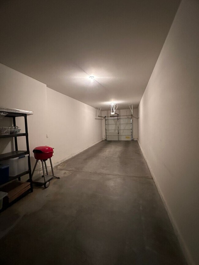 Building Photo - Fully Furnished Condo in Gated Summerlin Community – Resort-Style Living!