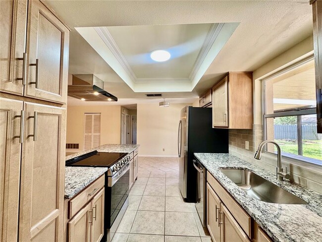 Building Photo - 29 Foxhall Ln