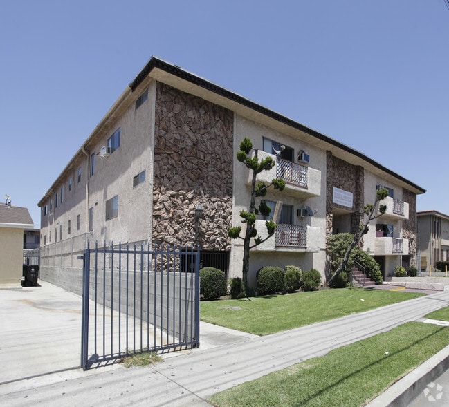 12019 Vanowen St - 12019 Vanowen LLC